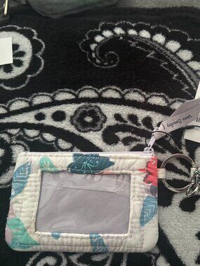 Vera Bradley NWT - Zip ID Case/Wallet/Key Ring/Lanyard - Floral Design